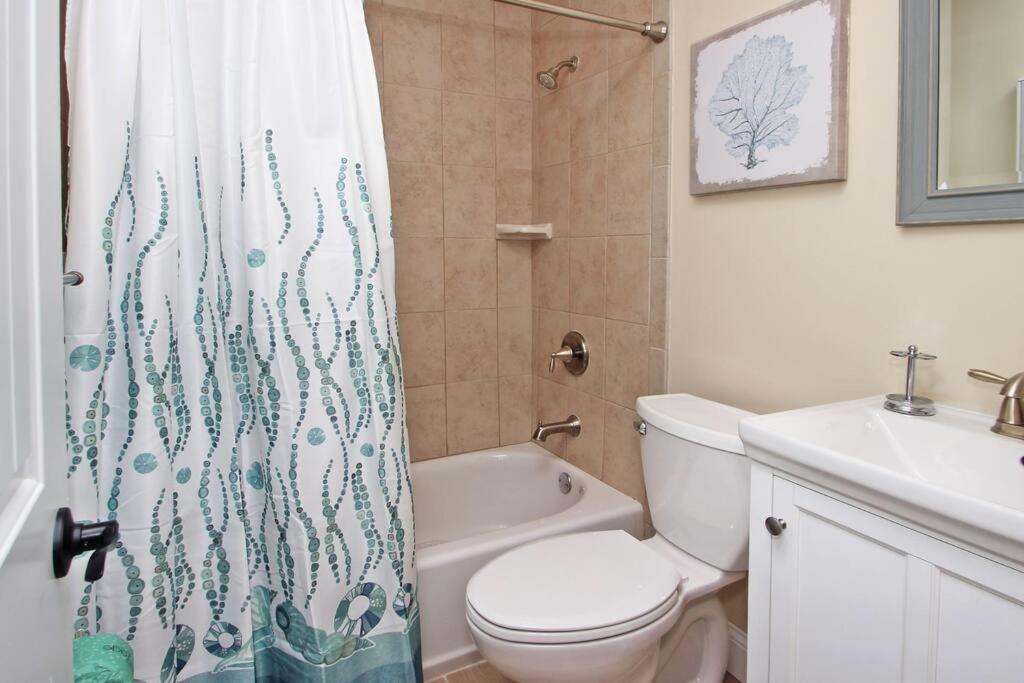 Cute 2 Bedroom, 2 Bath Condo At Folly Field Beach Hilton Head Island Buitenkant foto