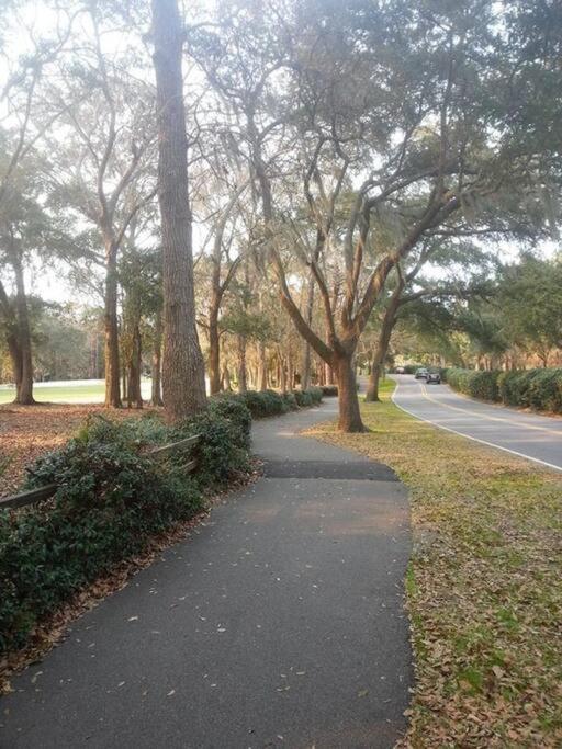 Cute 2 Bedroom, 2 Bath Condo At Folly Field Beach Hilton Head Island Buitenkant foto