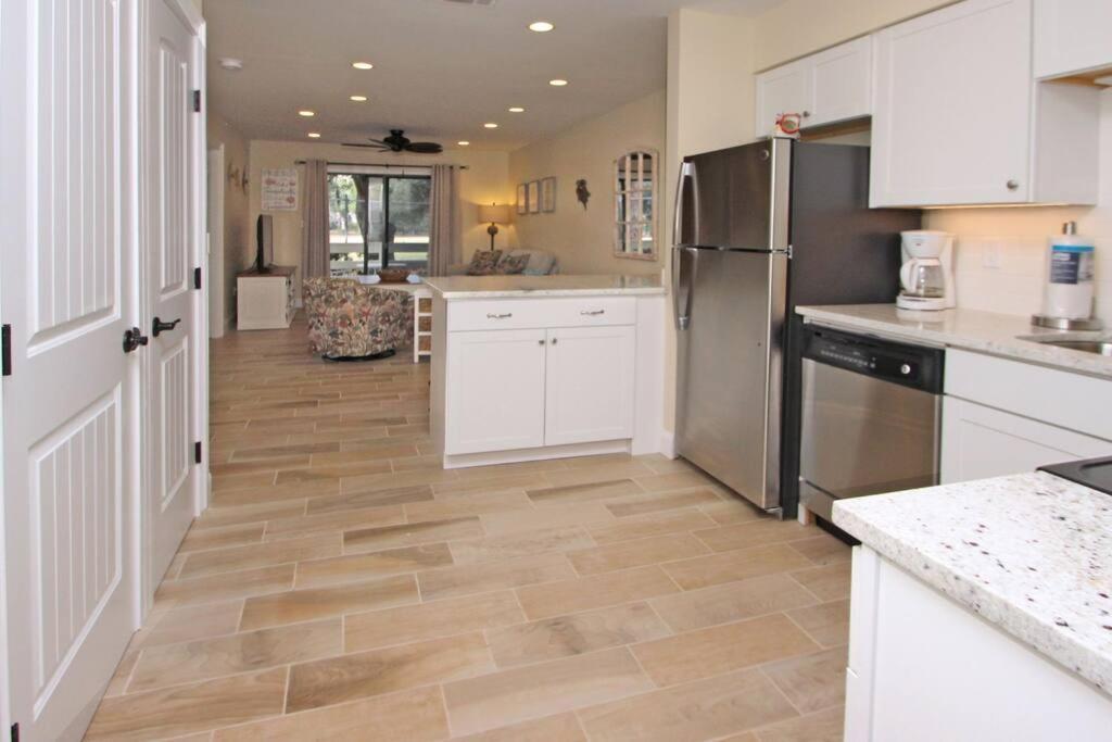 Cute 2 Bedroom, 2 Bath Condo At Folly Field Beach Hilton Head Island Buitenkant foto