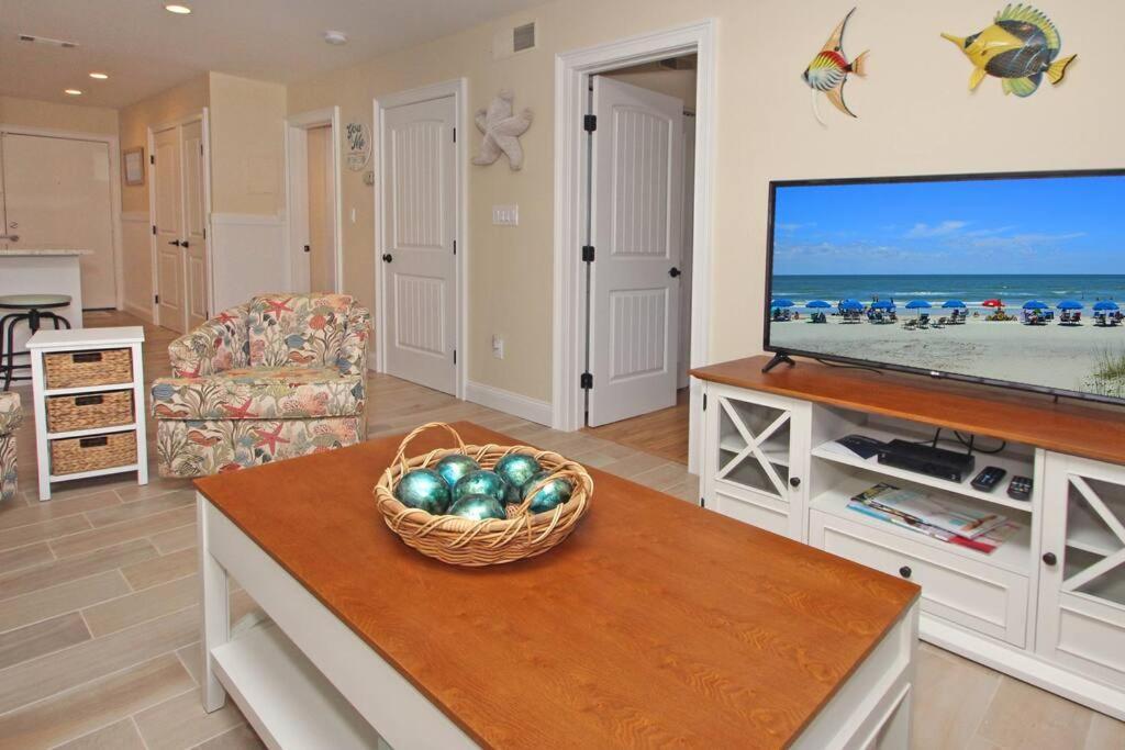 Cute 2 Bedroom, 2 Bath Condo At Folly Field Beach Hilton Head Island Buitenkant foto