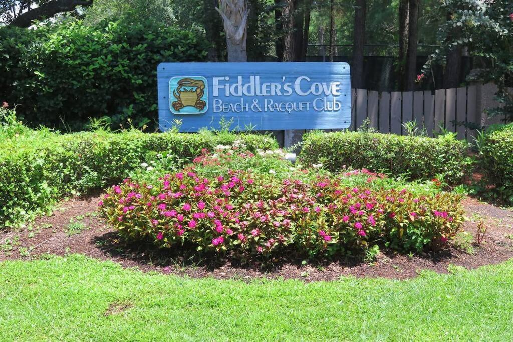 Cute 2 Bedroom, 2 Bath Condo At Folly Field Beach Hilton Head Island Buitenkant foto